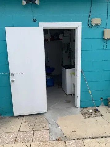1218 N 24th Avenue Hollywood FL 33020