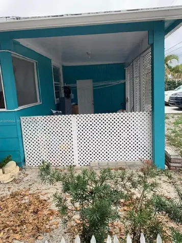 1218 N 24th Avenue Hollywood FL 33020