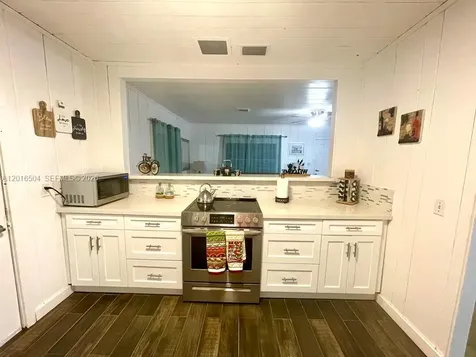 1218 N 24th Avenue Hollywood FL 33020