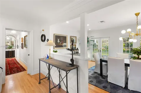 600 San Lorenzo Avenue Coral Gables FL 33146