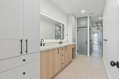 61 Via Floresta Drive Boca Raton FL 33487