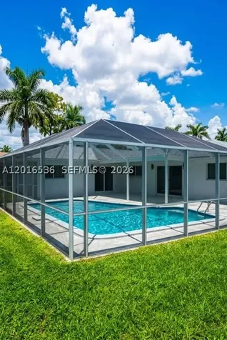 1212 SE 43rd Terrace Cape Coral FL 33904