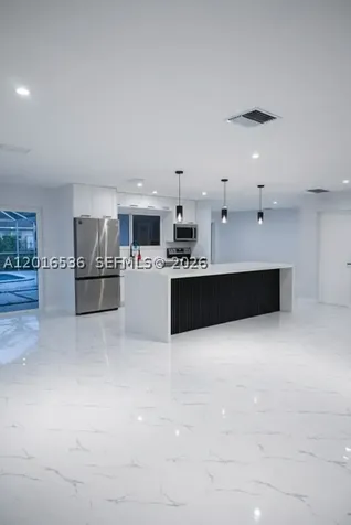 1212 SE 43rd Terrace Cape Coral FL 33904