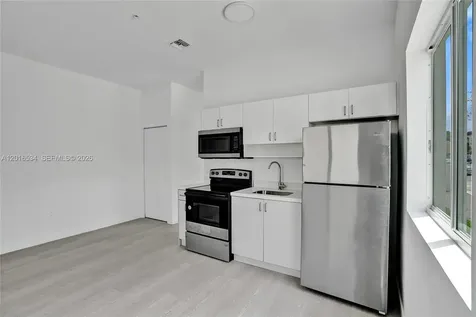1567 NW 1st Street Miami FL 33125