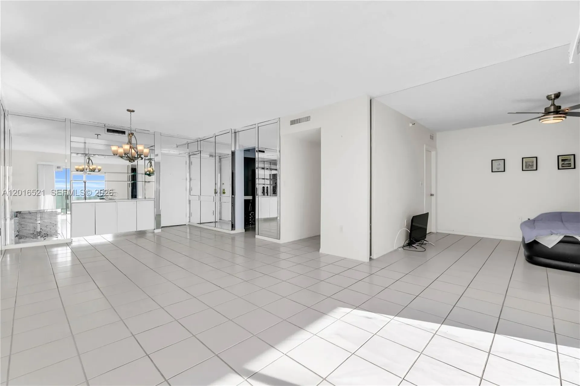 4001 Hillcrest Drive Hollywood FL 33021