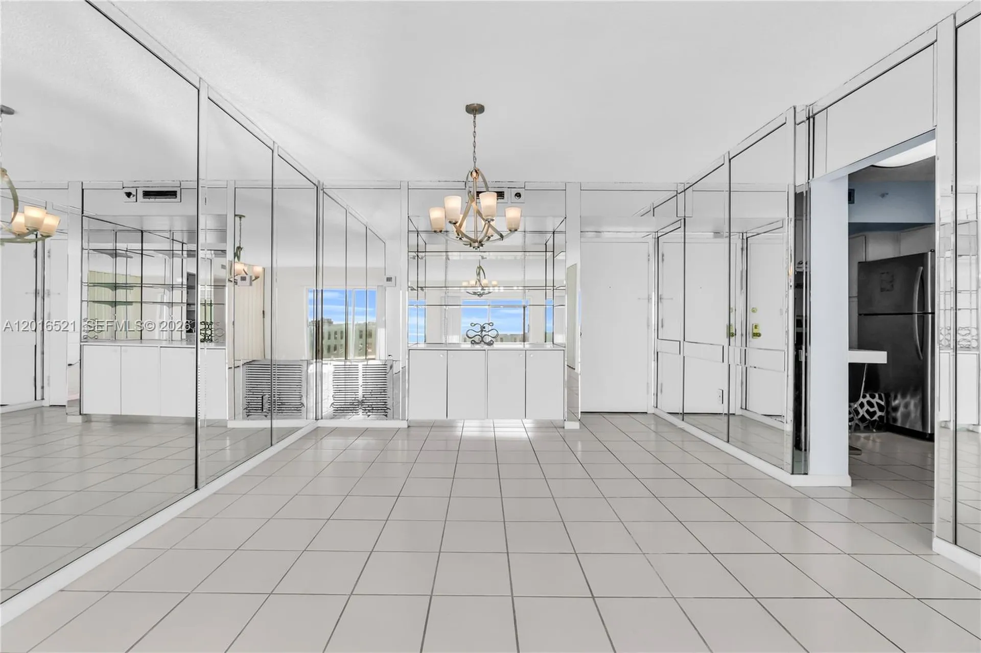 4001 Hillcrest Drive Hollywood FL 33021