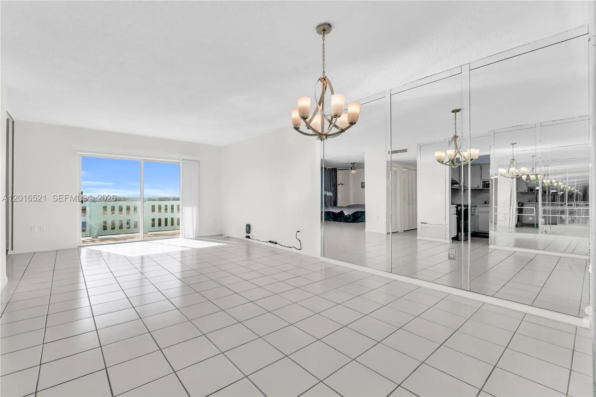 4001 Hillcrest Drive Hollywood FL 33021
