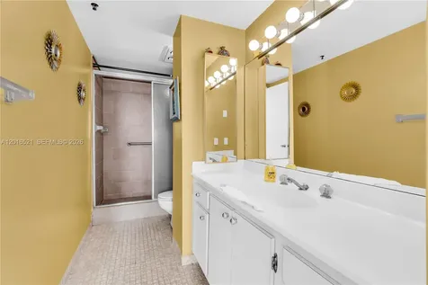4001 Hillcrest Drive Hollywood FL 33021