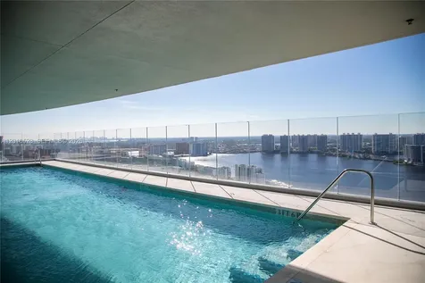 18501 Collins Avenue Sunny Isles Beach FL 33160