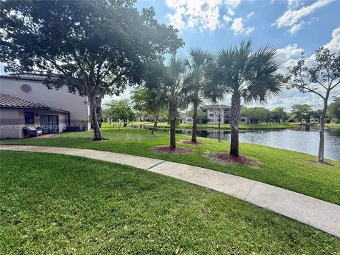 9827 Nob Hill Court Sunrise FL 33351