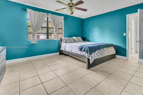 3814 NW 73rd Way Coral Springs FL 33065