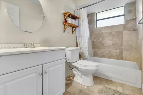 3814 NW 73rd Way Coral Springs FL 33065