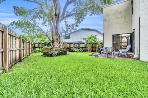 3814 NW 73rd Way Coral Springs FL 33065