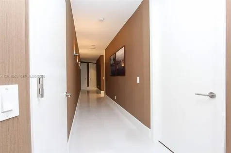 18555 Collins Avenue Sunny Isles Beach FL 33160