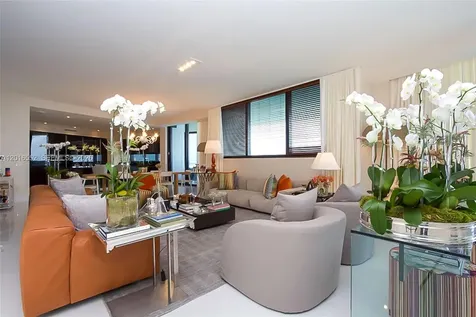 18555 Collins Avenue Sunny Isles Beach FL 33160