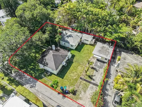 8701 NE 8th Court Miami FL 33138
