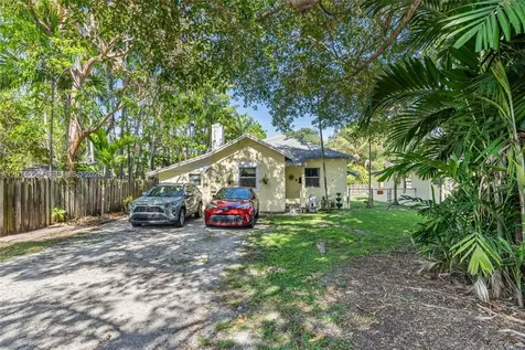 8701 NE 8th Court Miami FL 33138