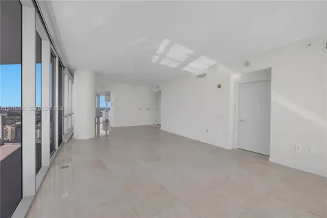 17121 Collins Avenue Sunny Isles Beach FL 33160