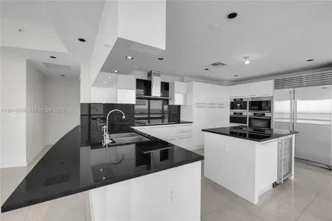 17121 Collins Avenue Sunny Isles Beach FL 33160