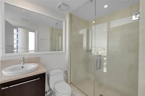 17121 Collins Avenue Sunny Isles Beach FL 33160