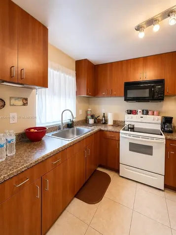 9800 Sunrise Lakes Boulevard Sunrise FL 33322