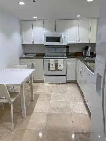 170 Ocean Lane Drive Key Biscayne FL 33149