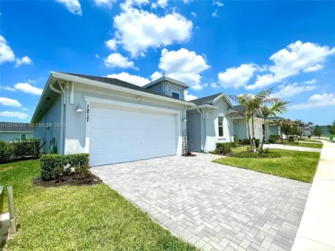 1217 SE Crosswood Way Port St. Lucie FL 34984