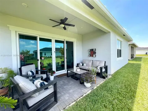 1217 SE Crosswood Way Port St. Lucie FL 34984