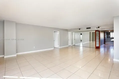 110 Salamanca Avenue Coral Gables FL 33134