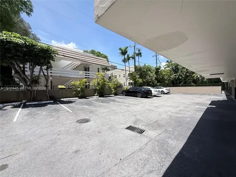 110 Salamanca Avenue Coral Gables FL 33134