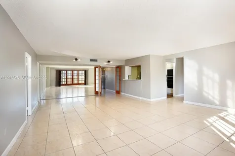 110 Salamanca Avenue Coral Gables FL 33134