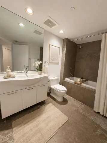 475 Brickell Avenue Miami FL 33131