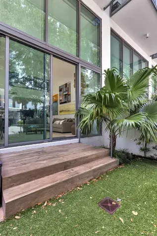 6000 Collins Avenue Miami Beach FL 33140