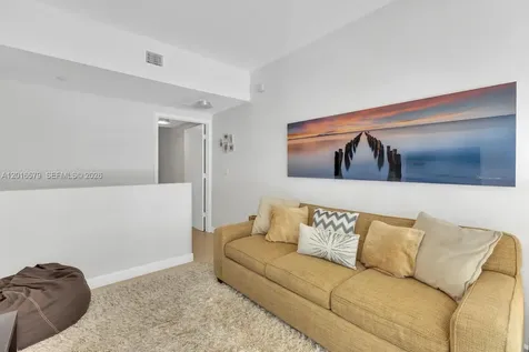 6000 Collins Avenue Miami Beach FL 33140