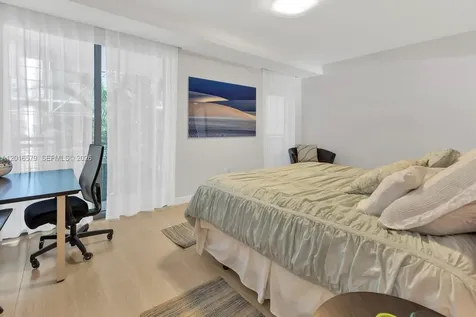6000 Collins Avenue Miami Beach FL 33140