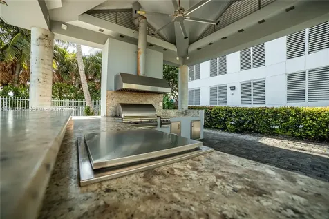 6301 Collins Avenue Miami Beach FL 33141