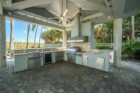 6301 Collins Avenue Miami Beach FL 33141