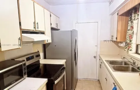 50 E 44th Street Hialeah FL 33013