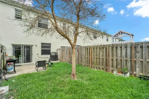 1469 SE 26th Terrace Homestead FL 33035