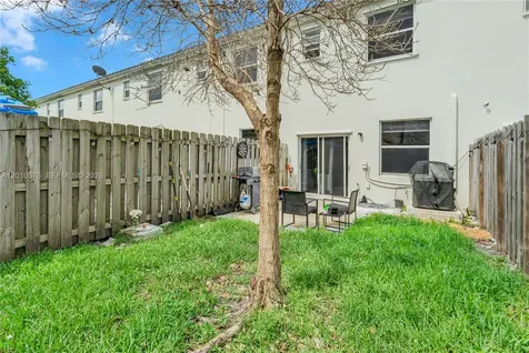 1469 SE 26th Terrace Homestead FL 33035