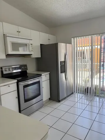 7778 W 34th Lane Hialeah FL 33018