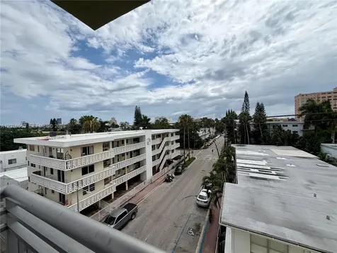 851 Meridian Avenue Miami Beach FL 33139