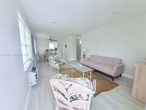 851 Meridian Avenue Miami Beach FL 33139
