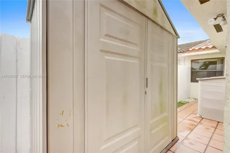 1620 SW 124th Place Miami FL 33175