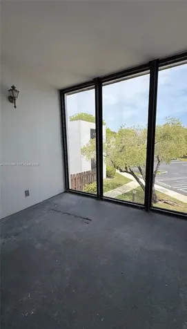 216 Lake Pointe Drive Oakland Park FL 33309
