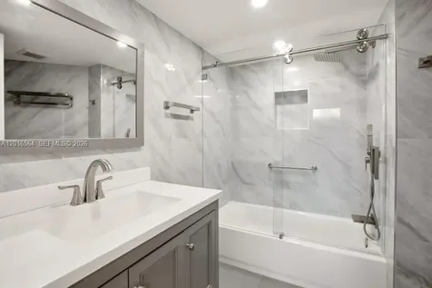 9425 Fontainebleau Boulevard Miami FL 33172