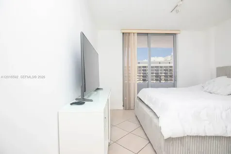 5555 Collins Avenue Miami Beach FL 33140