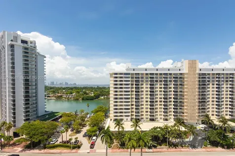 5555 Collins Avenue Miami Beach FL 33140