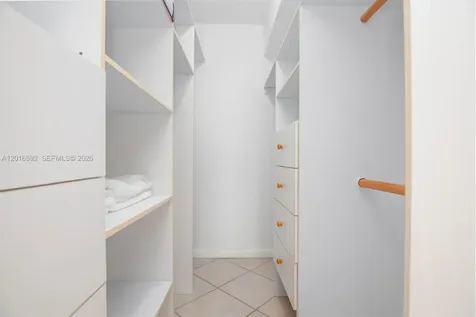 5555 Collins Avenue Miami Beach FL 33140