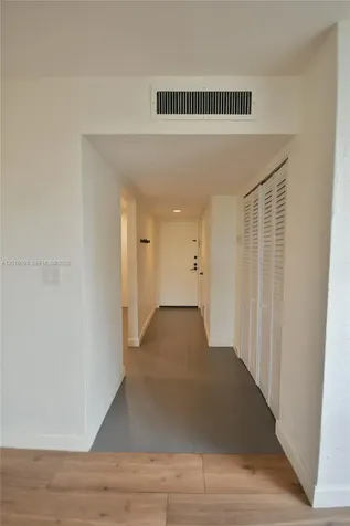 6884 N Kendall Drive Pinecrest FL 33156
